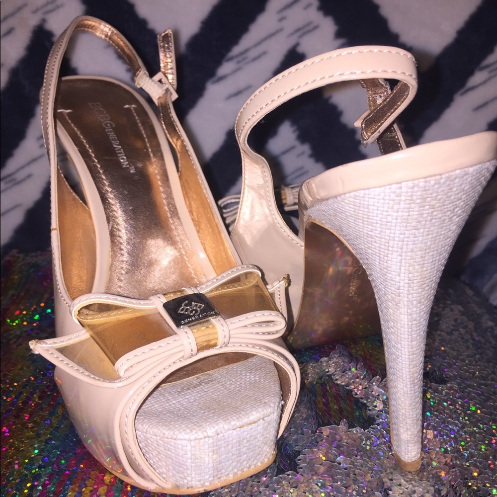 BCBCgeneration beige heels